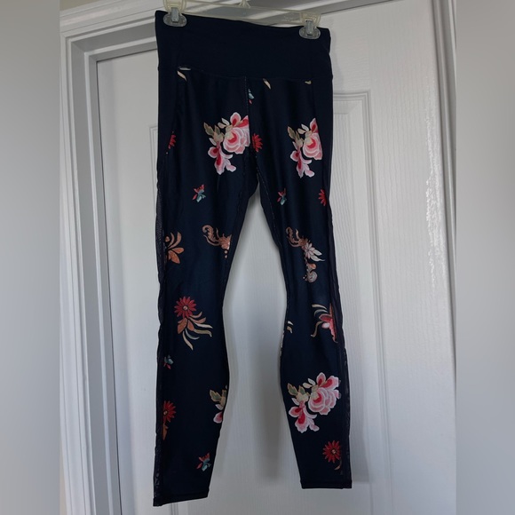Athleta Navy Floral Chaturanga Legging Mesh Insert Small - Picture 4 of 7